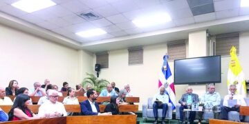 ¡Impacto! Felucho Jiménez lanza «El bolero en Iberoamérica»: La mirada definitiva al alma del género