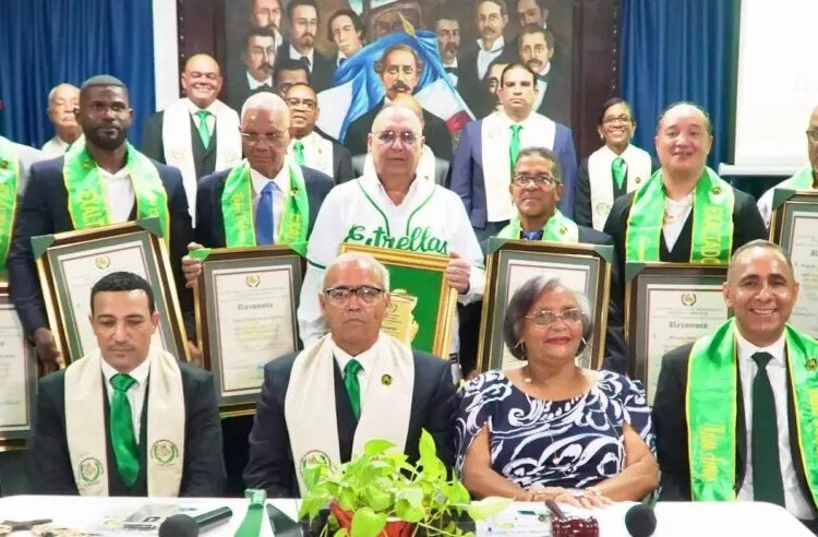 Macorís rinde homenaje: Salón de la Fama destaca grandes figuras de San Pedro
