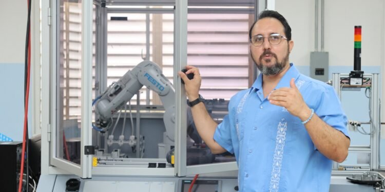 Revolutiona el periodismo: Loyola y Altice Dominicana lanzan inteligencia artificial para reporteros