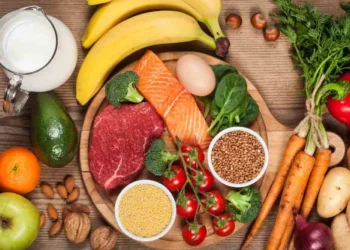 Revoluciona tu estado de ánimo: La dieta que reduce síntomas de depresión en universitarios