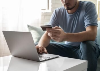 Estafas digitales explotan con lanzamiento del iPhone 17: Kaspersky alerta de ola global de ciberdelitos