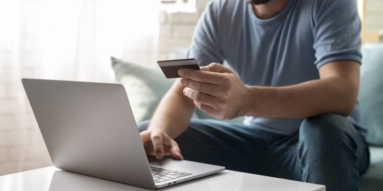 Estafas digitales explotan con lanzamiento del iPhone 17: Kaspersky alerta de ola global de ciberdelitos