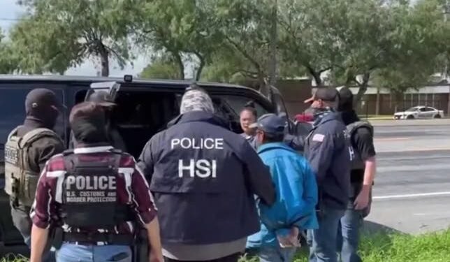 Juez da luz verde a inmigración para continuar realizando arrestos
