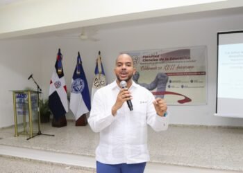 ¡IMPRESCINDIBLE! RD exige YA su Hoja de Ruta Estratégica de IA para la Educación