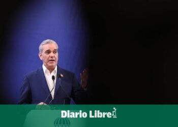 Abinader dice ordenó investigar compra de yipetas en instituciones