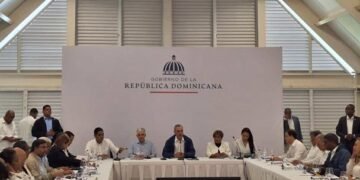 Abinader Lidera Sesión Clave por el Futuro de SDN