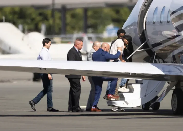 EEUU RESTRINGE Licencias Comerciales a No Ciudadanos Tras Ola de Accidentes Mortales