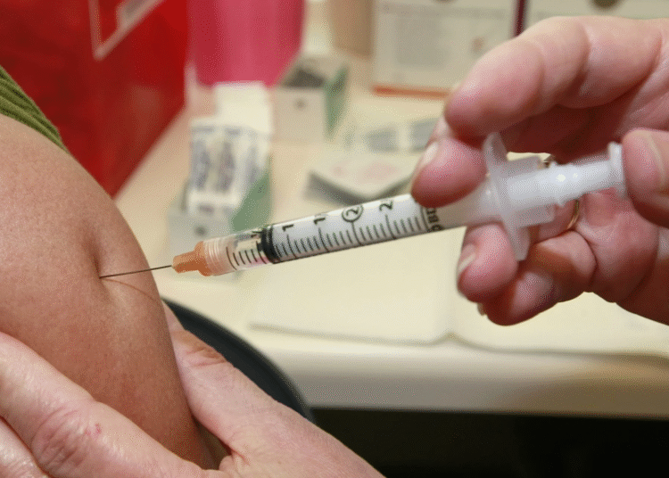 Sarampión regresa a EEUU: La peligrosa consecuencia del plan de Florida contra las vacunas