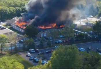 Iglesia Mormona de Michigan: Reducida a Ruinas Tras Incendio y Tiroteo Catastrófico