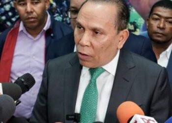 Leonel de regreso al Palacio: El pueblo lo reclama