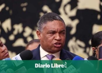 Yván Lorenzo Arremete Contra Auditoría de Cámara de Cuentas en Senasa
