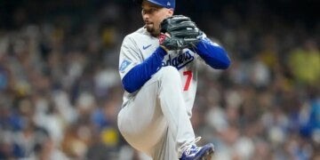 Blake Snell Impone: La Noche es Suya