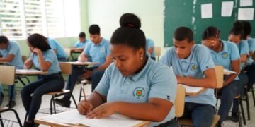 Escándalo educativo: Más del 75% aprueba Pruebas Nacionales con aprendizaje «insuficiente»