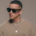 Daddy Yankee Estrena ‘Lamento en Baile’: Su Primer Disco Cristiano Causa Revuelo