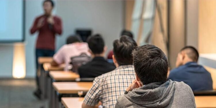 RD: La IA atrofia el pensamiento crítico y fomenta la procrastinación juvenil