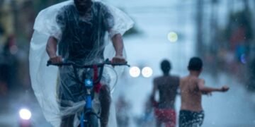 Aguaceros sin tregua: ¡12 provincias en alerta por inundaciones!