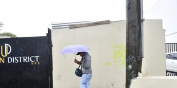 ¡Viernes pasado por agua! Aguaceros no dan tregua esta tarde