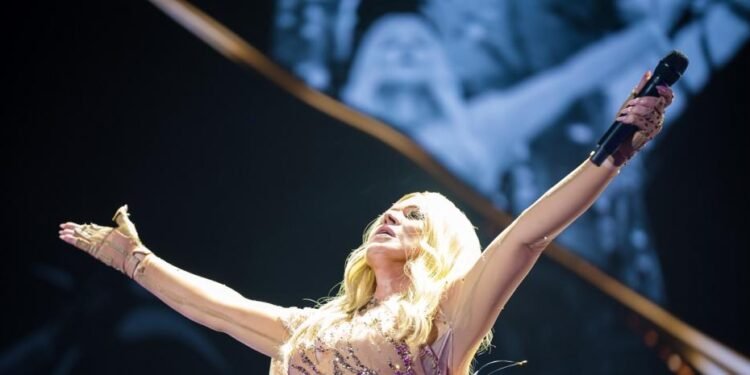 ¡Bomba Viral! Ednita Nazario Regresa a Chile: El Comentario que Enciende Santiago