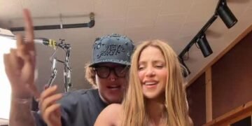 Shakira sorprende con NUEVAS VERSIONES de sus himnos por aniversario de 2 discos legendarios