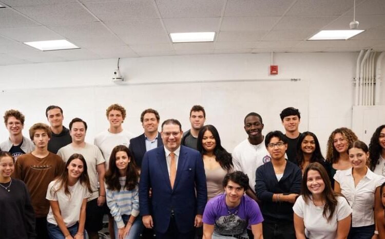 Sanz Lovatón: ¡RD se Consagra como Principal Centro Logístico Regional!