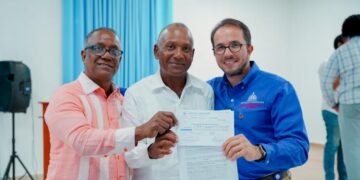 ¡Atención San Juan! Gobierno entrega bonos a 30 productores seleccionados vía convocatoria