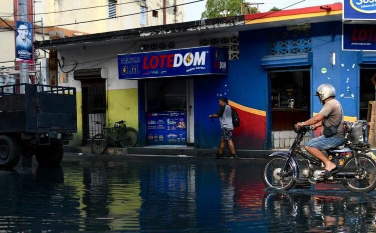 Villas Agrícolas: Inundación Tóxica Sitiando Negocios y Hogares