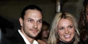 Ex de Britney Spears revela: «Amamantaba a nuestros hijos drogada». Ella contraataca sin piedad