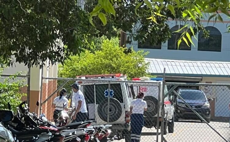 Barahona en Alerta: Múltiples estudiantes colapsan en Liceo tras un incidente