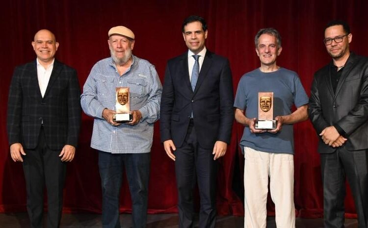 FITE 2025 Inaugurado: ¡Torbellino de Alegría y Conmoción Sacude el Escenario!