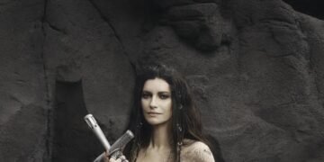 Laura Pausini canta a Bad Bunny y más: ¡Su nuevo disco latino ya es la bomba