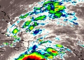 Meteorólogo Alerta: Peligro Tormenta Melissa Persiste, No Bajes la Guardia