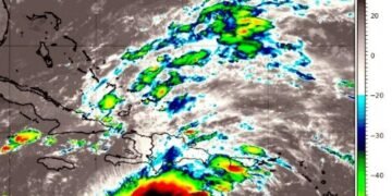 Meteorólogo Alerta: Peligro Tormenta Melissa Persiste, No Bajes la Guardia