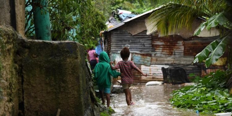 Indomet: ¡Alerta Máxima! Inundaciones por Huracán Melissa Persisten