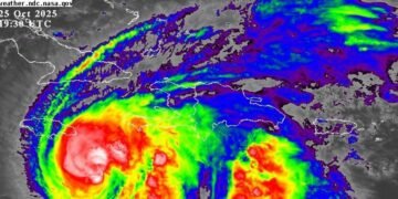 ¡Alerta máxima! Lluvias de Melissa azotan Santo Domingo y provincias esta tarde-noche