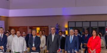 Abinader lanza cumbre: ¡El futuro del transporte regional comienza aquí!