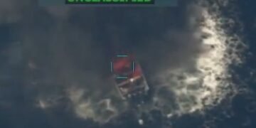 Cuatro muertos: EEUU vuelve a atacar una lancha en el Pacífico