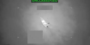 EE.UU. atacó OTRA lancha en Caribe: ¿Quién operaba el navío fantasma