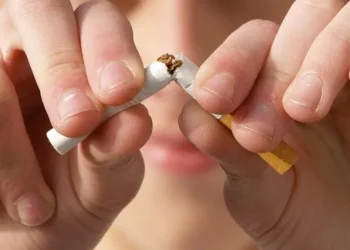 Fumar de adolescente: la huella tóxica en la salud de tus hijos