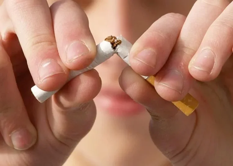 Fumar de adolescente: la huella tóxica en la salud de tus hijos