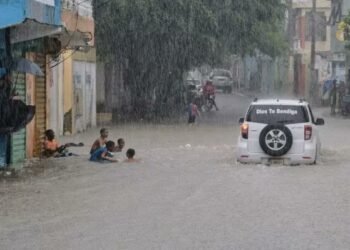 ¡Urgente UNICEF! Tormenta Melissa pone en peligro a 1.6 MILLONES de niños