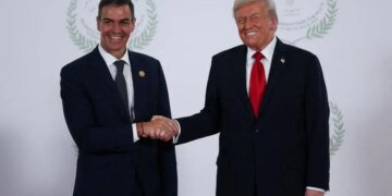 Sánchez y Trump: Así fue el saludo tras la explosiva polémica sobre España y la OTAN