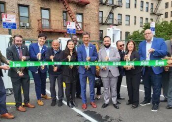 ¡El Bronx a toda carga! Inauguran nueva estación para vehículos eléctricos