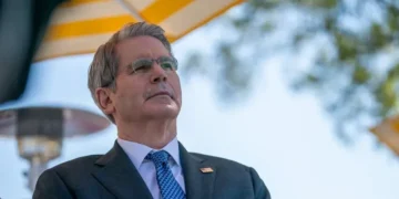 EE.UU. asfixia a las dos mayores petroleras rusas por Ucrania