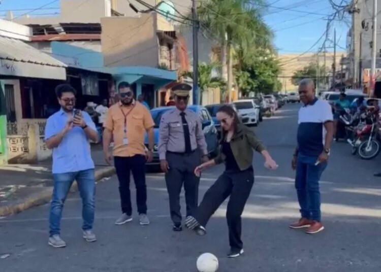 ¡La cancha es la calle! Policía Nacional lanza 1er Torneo de Fútbol Callejero Infantil