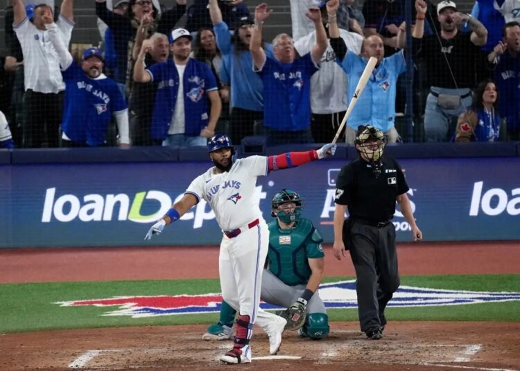 ¡Juego 7! Poder de Vladdy Jr. y pitcheo de Yesavage mantienen vivos a Blue Jays