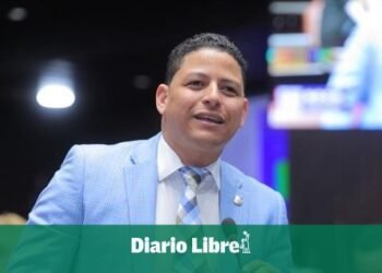 ¡BOMBA! Diputado Luis Báez convoca al Jefe de Policía por el polémico retiro de seguridad