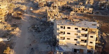 Israel golpea el sur de Gaza tras presunto ataque de Hamás a sus tropas