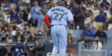 ¡Ohtani tropieza! Blue Jays rozan la Serie Mundial
