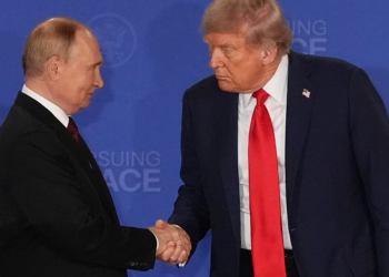 Trump Anuncia Cumbre con Putin en Budapest para Finalizar Guerra Ucrania