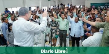 ¡Inaudito! Leonel Fernández Juramenta PRM y PLD en San Cristóbal